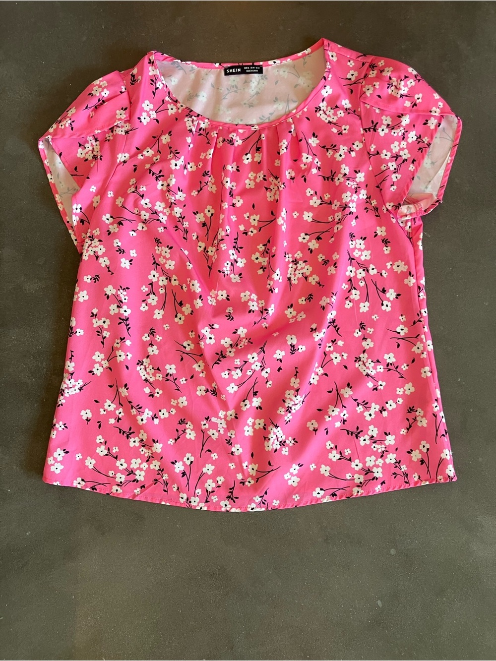 SHEIN Hot Pink Floral Short Sleeve Blouse